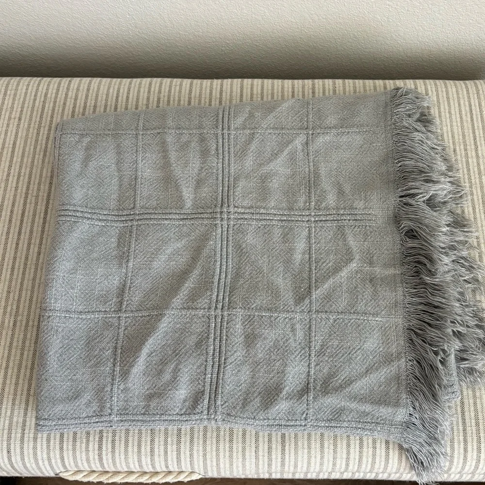 NWOT Textured Grid Lines Dobby Throw Blanket Light Gray - Hearth & Hand